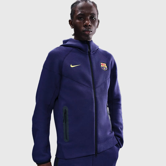 Nike FC Barcelona men’s full-zip hoodie crafted from warm fleece with Tech Windrunner construction.
