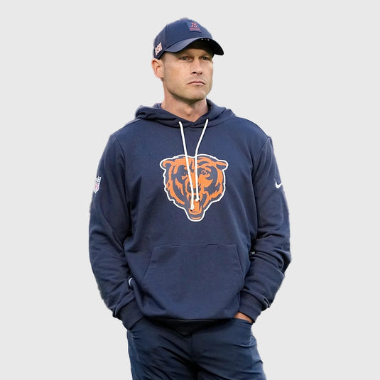 Ben Johnson Chicago Bears 2025 Nike Sideline Pullover Hoodie in navy, crafted with fleece comfort and a sleek team-inspired look.