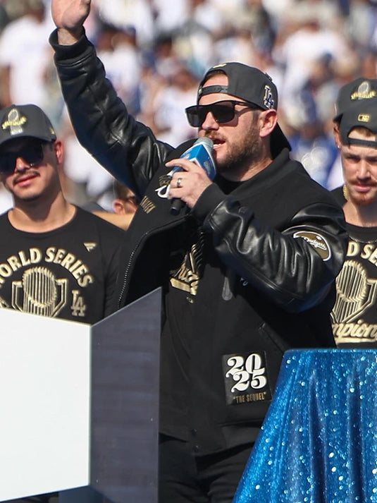 Recreation Dodgers 2025 Parade Jacket replicating Dave Roberts’ World Series celebration outfit with authentic finish.