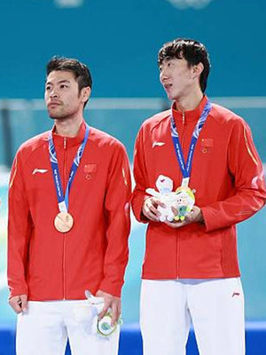 Red Team China opening ceremony jacket inspired by Milano Cortina 2026 Winter Olympics, full zip front and athletic silhouette