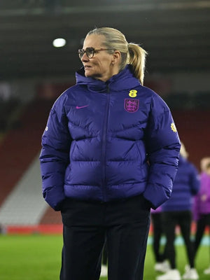 Recreated Sarina Wiegman–inspired England Lionesses women’s purple puffer jacket with hood and lightweight padding