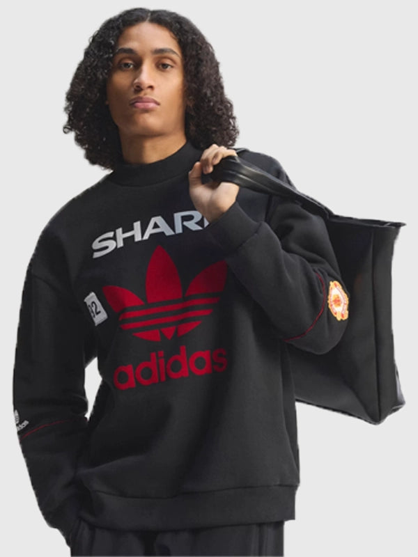 Adidas Manchester United 91/92 Season Crewneck Fleece Sweatshirt featuring vintage-inspired design and soft brushed interior