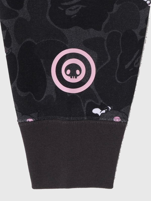 Black Kuromi 2026 camo hoodie crafted with durable stitching and smooth zip fastening for everyday layering