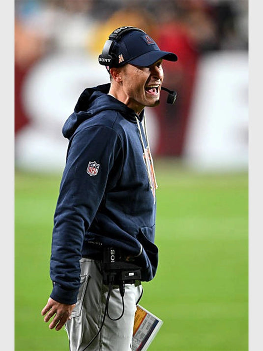 Chicago Bears 2025 Nike Navy Sideline Pullover Hoodie featuring Ben Johnson’s signature sideline style and durable construction.