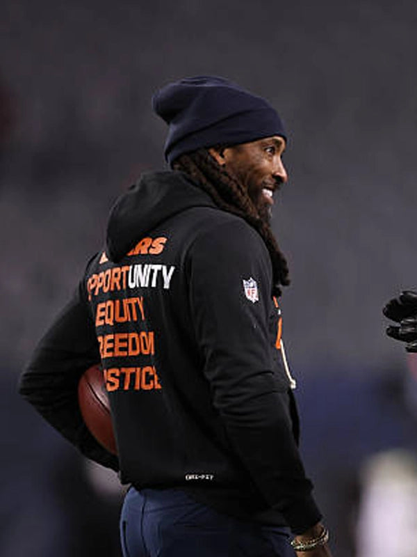 Nike Chicago Bears Inspire Change 2025 pullover hoodie combining statement wording with modern sideline fit
