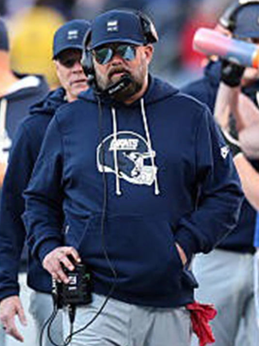 New York Giants Nike Sideline Standard Issue Hoodie designed after Brian Daboll’s 2025 outfit.