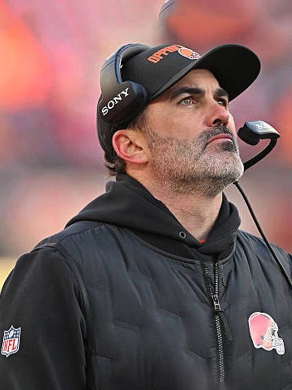 Recreated Cleveland Browns black parachute puffer vest inspired by coach Kevin Stefanski with lightweight insulation