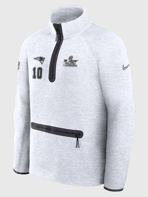 Grey Tech Fleece quarter zip jacket recreated from Drake Maye’s 2026 Patriots Super Bowl LX Opening Night ensemble with soft, lightweight fleece.