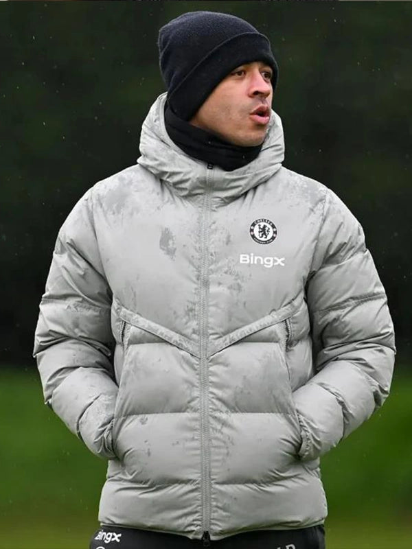 Chelsea training session inspired grey parachute puffer jacket with lightweight padded construction