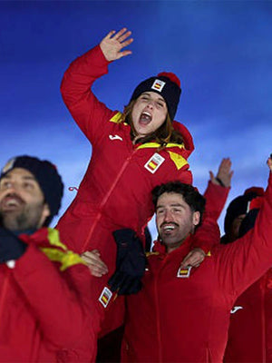 Milano Cortina 2026 Team Spain inspired anorak jacket in red with a unisex silhouette and sporty construction
