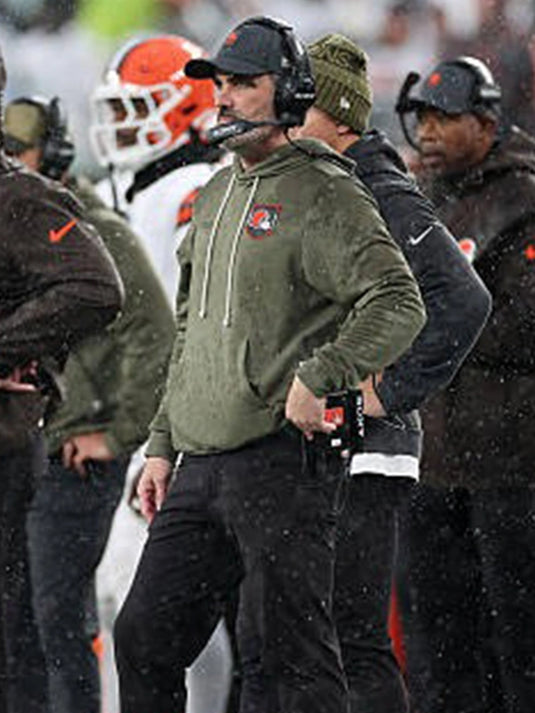 Olive green Cleveland Browns Salute to Service hoodie designed for warmth and sideline performance.