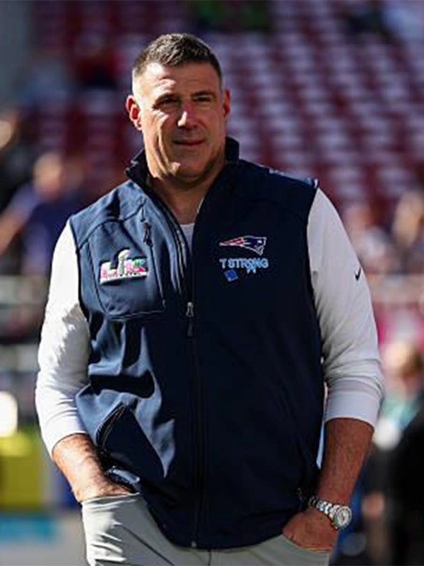 Recreated Super Bowl LX Mike Vrabel New England Patriots sideline T Strong vest in navy with full-zip design and performance fleece
