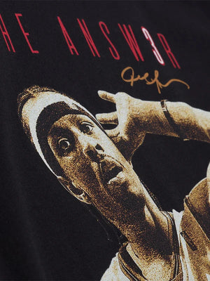 Mitchell & Ness Philadelphia 76ers Allen Iverson The Answer black t-shirt recreated with striking graphic finish