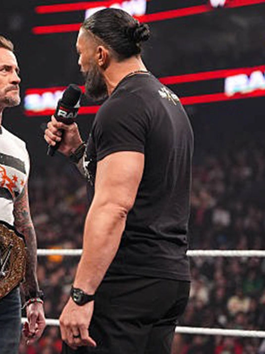 Black Roman Reigns OTC-1 graphic crewneck t-shirt recreated with gold print detailing and a comfortable everyday fit.