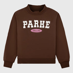 Recreated Dallas Signature sweatshirt in brown crafted from soft fleece for a clean, elevated look.