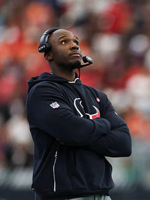 Recreated Houston Texans coach-style black hoodie in fleece inspired by DeMeco Ryans sideline look Houston Texans