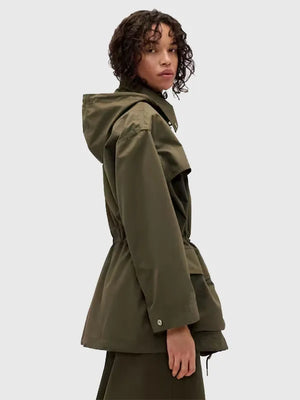 Victoria Beckham Gap 2026 Parka Jacket with comfortable build, refined stitching, and versatile all-weather styling