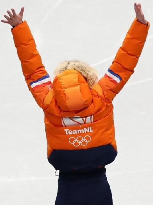 Milano Cortina 2026 themed Xandra Velzeboer Team Netherlands orange puffer jacket featuring full front zip and winter sport styling